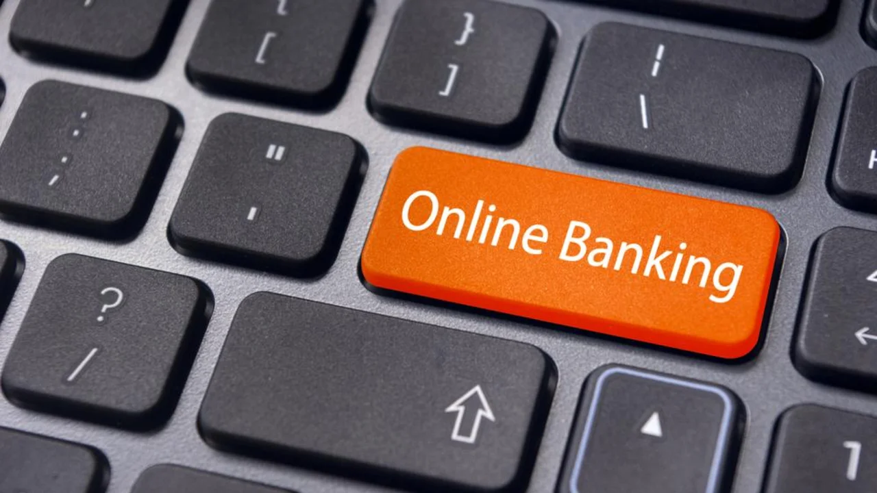 Cuenta bancaria gratuita: cómo sacarla solo con el DNI y qué bancos permiten hacerlo