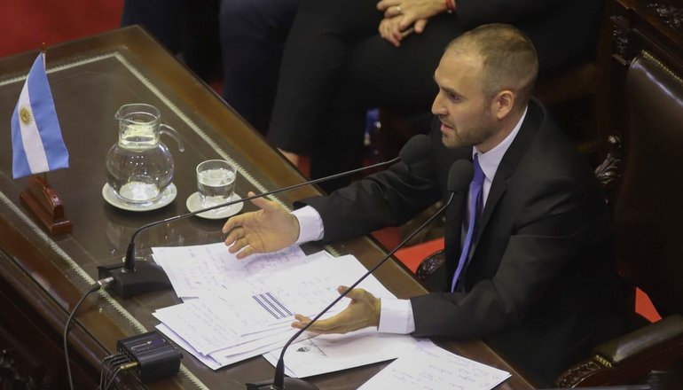 El Gobierno confirmó que no pagará los U$S 500 millones que vencían hoy