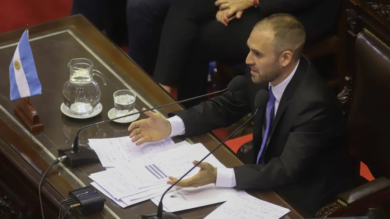 Guzmán pidió una prórroga hasta junio para la negociación de la deuda externa