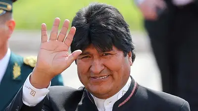 Evo Morales vuelve a Argentina y se reunirá con su candidato a presidente del MAS Evo Morales vuelve a Argentina y se reunirá con su candidato a presidente del MAS