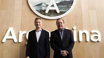 Insólito: el ex ministro de Turismo de Mauricio Macri ahora trabaja para llevar viajeros a Brasil Insólito: el ex ministro de Turismo de Mauricio Macri ahora trabaja para llevar viajeros a Brasil