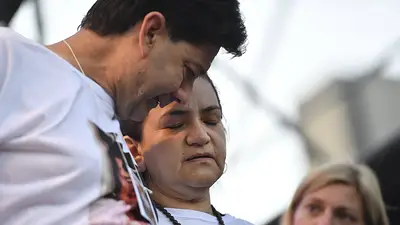 El urgente pedido de la mamá de Fernando Báez Sosa para que no excarcelen a los rugbiers: "Por favor ayúdenme" El urgente pedido de la mamá de Fernando Báez Sosa para que no excarcelen a los rugbiers: "Por favor ayúdenme"