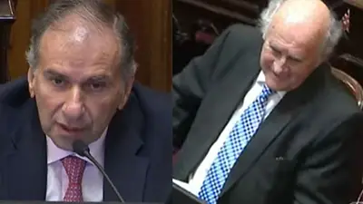 La insólita frase de un senador de Cambiemos que desató la carcajada de Oscar Parrilli La insólita frase de un senador de Cambiemos que desató la carcajada de Oscar Parrilli