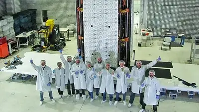 Científicos argentinos preparan lanzamiento de un satélite Científicos argentinos preparan lanzamiento de un satélite