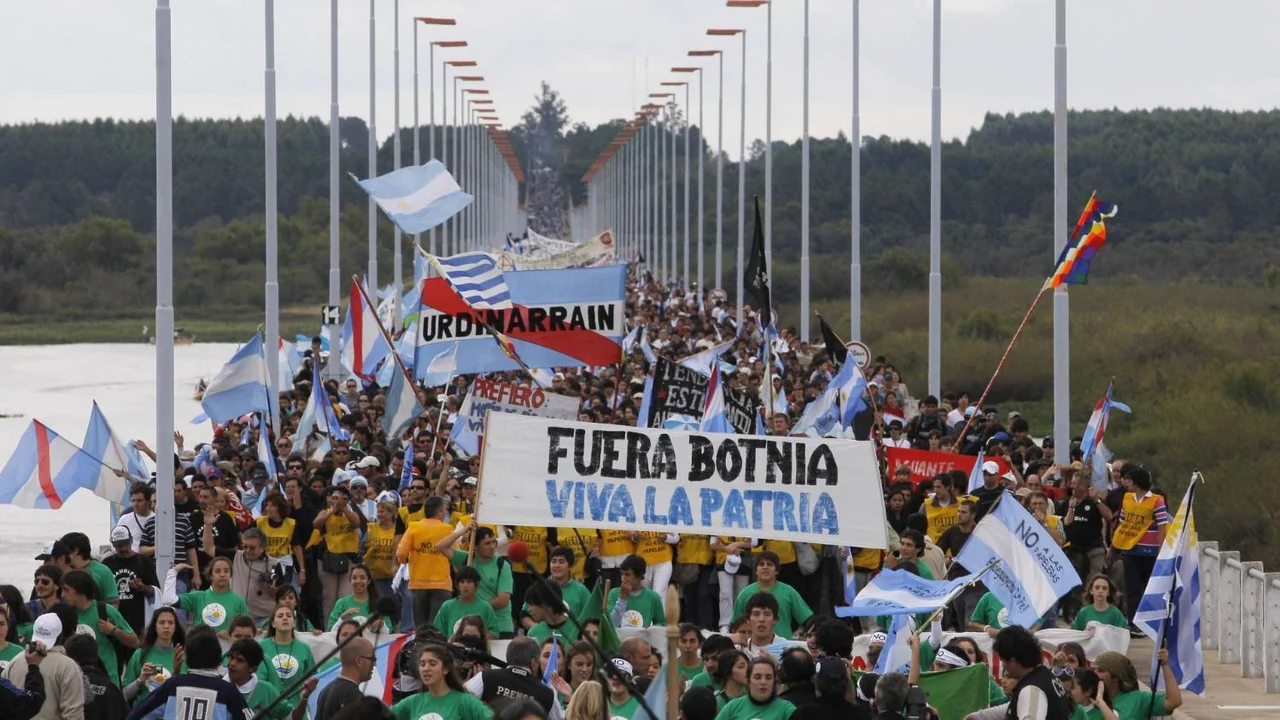 Argentina y Uruguay, en conflicto por una nueva papelera