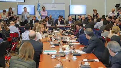 Amplio acuerdo político para impulsar la creación de un Registro de Deudores Alimentarios Amplio acuerdo político para impulsar la creación de un Registro de Deudores Alimentarios