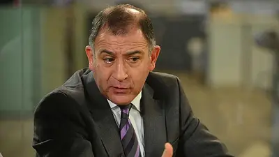 Luis Juez quiso chicanear al kirchnerismo y tuvo un cruce con un periodista de La Nación Luis Juez quiso chicanear al kirchnerismo y tuvo un cruce con un periodista de La Nación