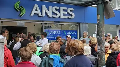 Cuándo cobro jubilados y pensionados: la ANSES estableció el calendario de pagos para marzo, abril y mayo Cuándo cobro jubilados y pensionados: la ANSES estableció el calendario de pagos para marzo, abril y mayo