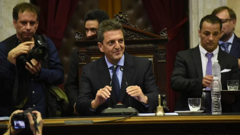 El chiste de Sergio Massa a Eduardo Valdés por no estar en su banca cuando tenía que hablar