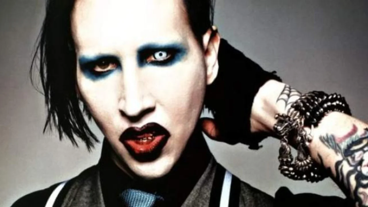 Denuncian a Marilyn Manson por abuso sexual y amenazas de muerte