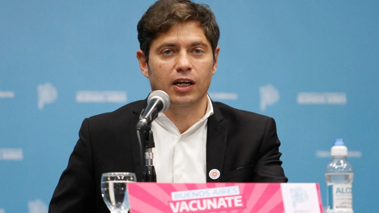 Kicillof: “Mientras avanzamos con la campaña de vacunación, están haciendo una campaña sucia”