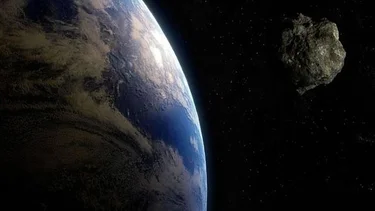 El asteroide 18 Melpomene se acerca a la Tierra: ¿es peligroso?