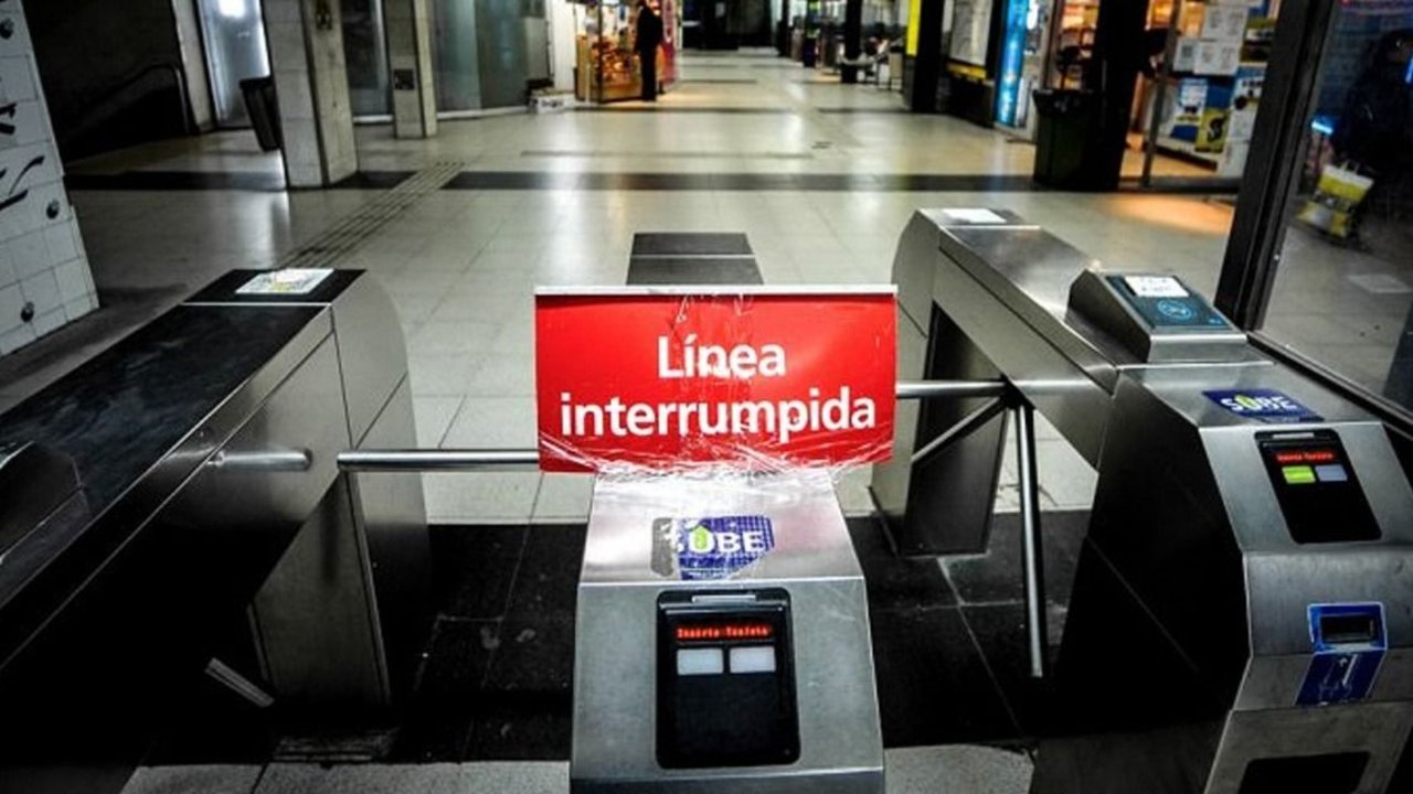 Paro en el subte B por la agresión a un trabajador 