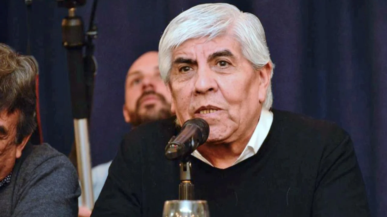 Hugo Moyano: "La CGT apoya el congelamiento de precios"