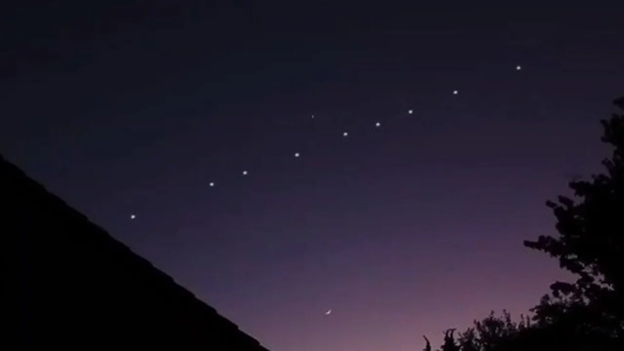 El tren de satélites de Starlink podrá verse en la madrugada argentina del 12 de febrero.