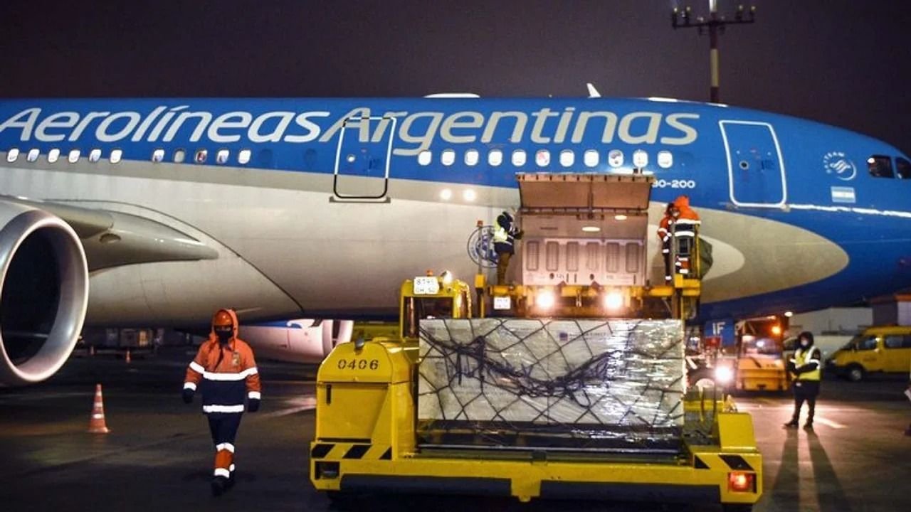 Llegaron al país 400.000 dosis más de la vacuna Sputnik V