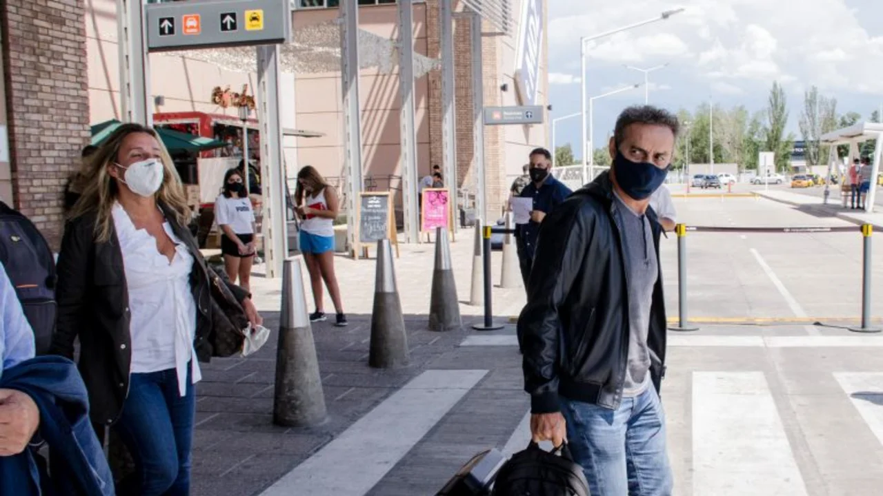 La provincia de Mendoza le pagó las vacaciones a Majul