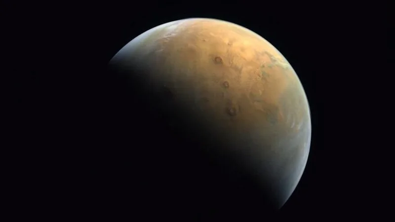 La sonda de Emiratos Árabes llegó a Marte y mandó su primera foto