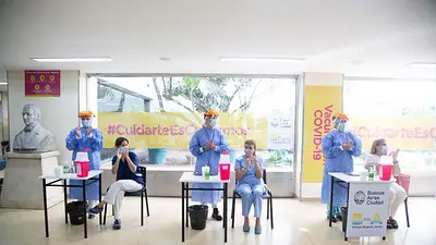 Vacunación COVID en PBA: 100 municipios ya empezaron con los mayores de 40 años Vacunación COVID en PBA: 100 municipios ya empezaron con los mayores de 40 años