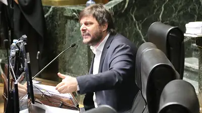 Leandro Santoro cruzó a Vidal: "Si quiere discutir con Kicillof se hubiera quedado donde estaba" Leandro Santoro cruzó a Vidal: "Si quiere discutir con Kicillof se hubiera quedado donde estaba"