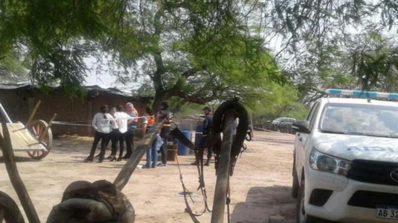 Un hombre asesinó a puñaladas a su expareja y excuñada en el interior de Santiago del Estero