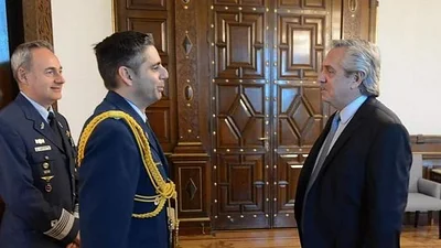 Detuvieron al edecán presidencial por tenencia ilegal de armas Detuvieron al edecán presidencial por tenencia ilegal de armas