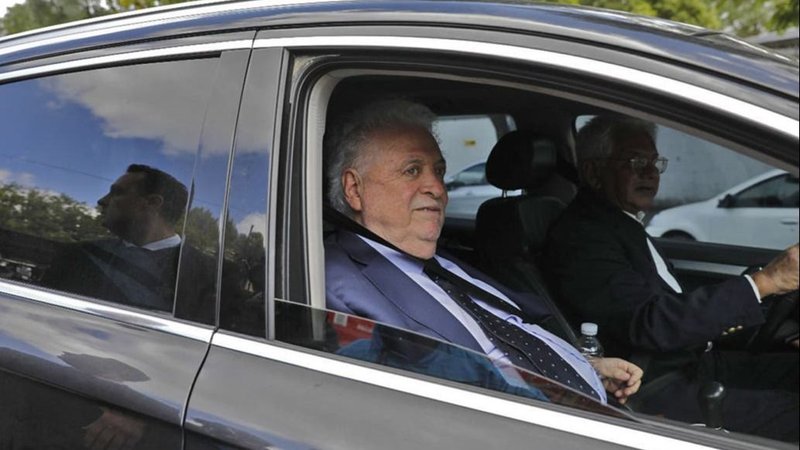 Imputaron al exministro de Salud Ginés González García