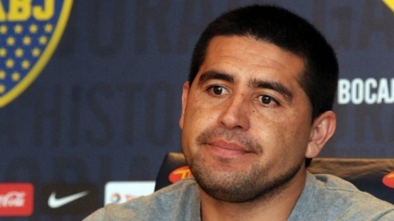 Tras la renuncia, Riquelme le mojó la oreja a Pergolini y volvió a hablar
