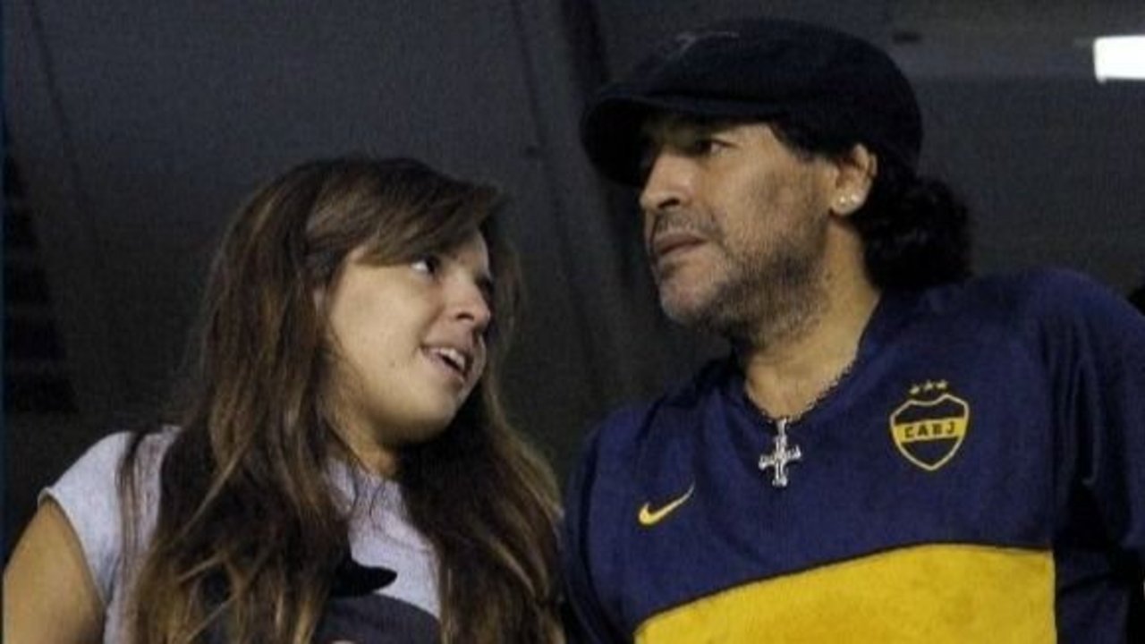 "Nunca voy a dejar de extrañarte": el conmovedor mensaje de Dalma a Diego Maradona