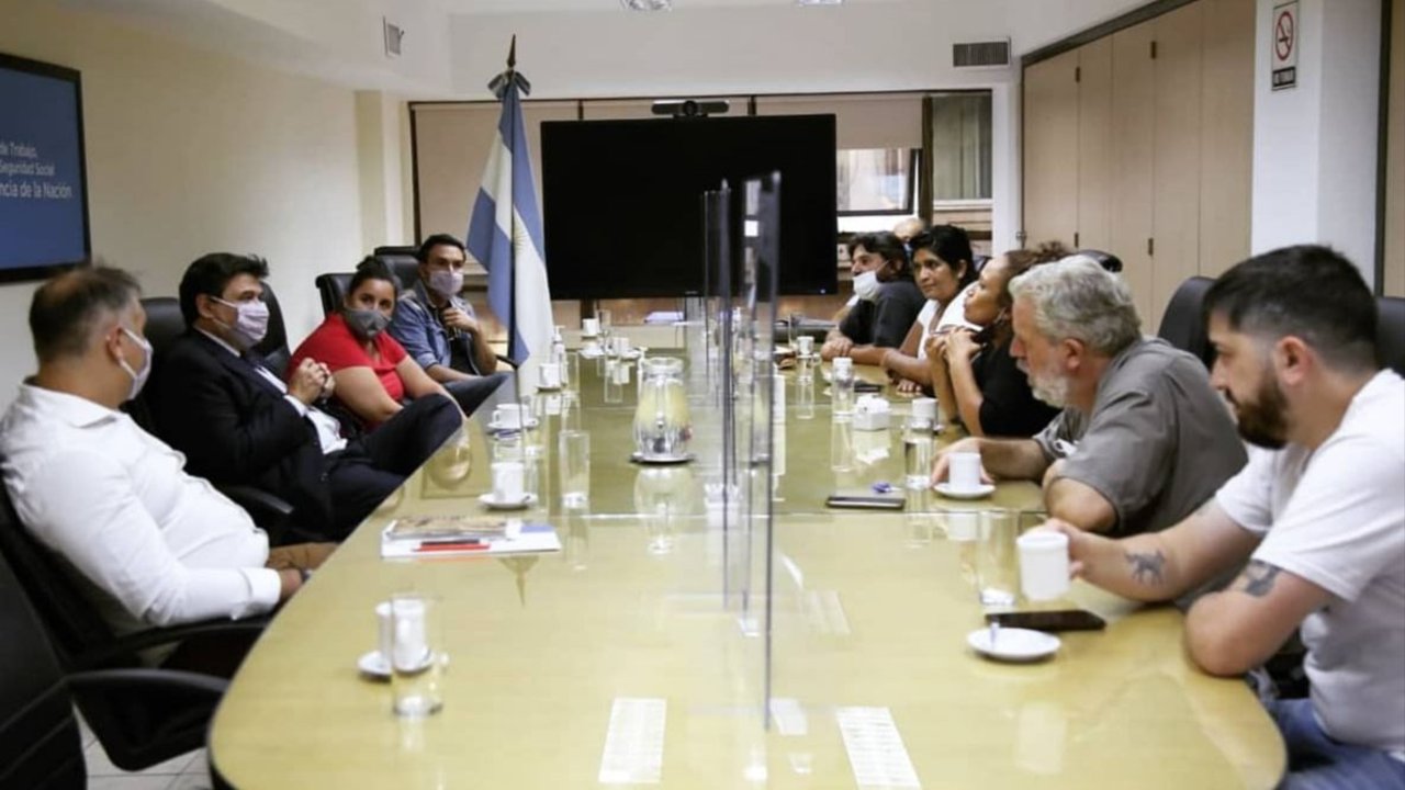 Las organizaciones sociales avanzan hacia la sindicalización