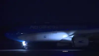 Partió un vuelo de Aerolíneas Argentinas en busca de las vacunas a Moscú Partió un vuelo de Aerolíneas Argentinas en busca de las vacunas a Moscú