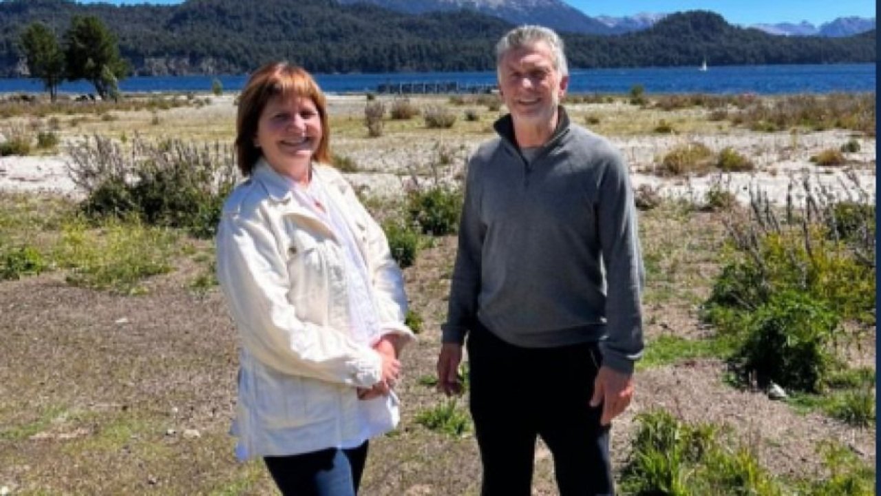 Vecinos de Cumelén, hartos por las prolongadas vacaciones de Macri
