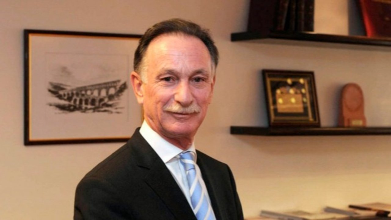 Gustavo Weiss