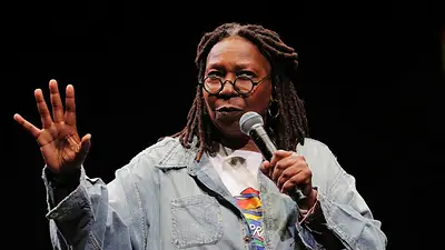 Suspenden a Whoopi Goldberg de un programa televisivo por sus comentarios sobre el Holocausto Suspenden a Whoopi Goldberg de un programa televisivo por sus comentarios sobre el Holocausto