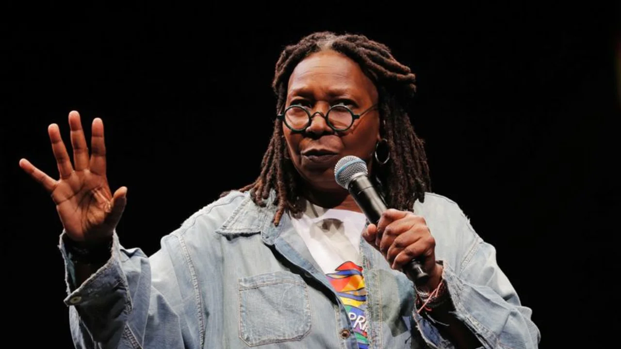 Suspenden a Whoopi Goldberg de un programa televisivo por sus comentarios sobre el Holocausto