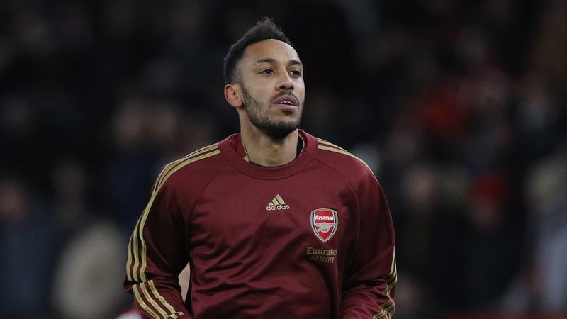 Aubameyang se une al Barcelona como agente libre tras su salida del Arsenal