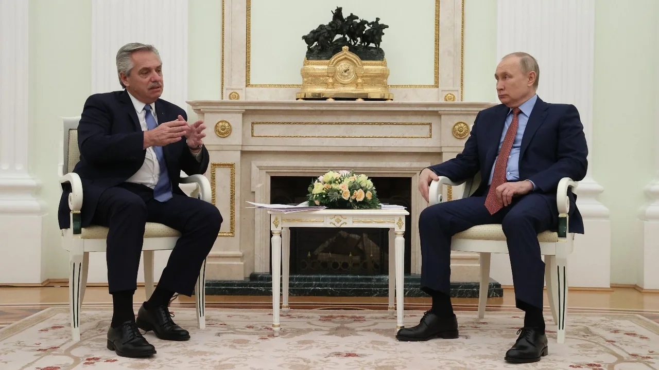 Alberto Fernández a Putin: "Tratamos de salir del corset con Estados Unidos"