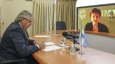 El FMI aprobó la primera revisión del acuerdo y gira U$S 4.100 millones El FMI aprobó la primera revisión del acuerdo y gira U$S 4.100 millones