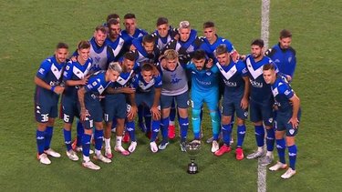 Vélez se quedó con la Copa Juan Gilberto tras empatar con River