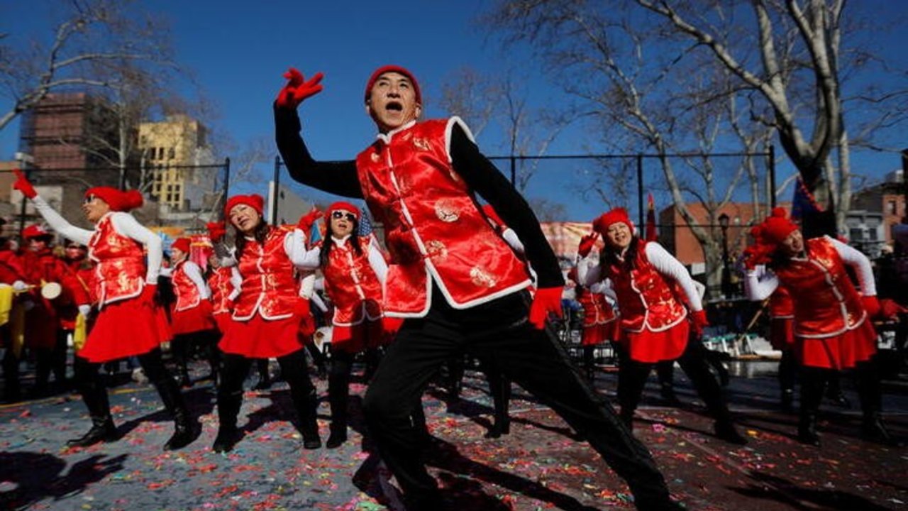 El barrio chino de Nueva York, duramente afectado por la pandemia, tiene esperanzas en el nuevo año