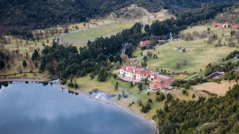 lago escondido