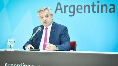 Alberto Fernández: "Tenemos que buscar los alumnos que dejaron el colegio" Alberto Fernández: "Tenemos que buscar los alumnos que dejaron el colegio"