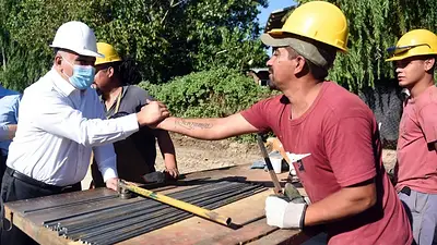 Avanza una obra que beneficiará a más de 125 mil bonaerenses Avanza una obra que beneficiará a más de 125 mil bonaerenses