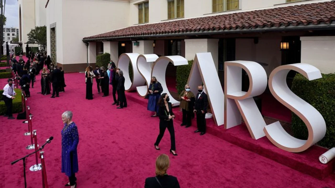 Amy Schumer, Regina Hall y Wanda Sykes presentarán los premios Oscar