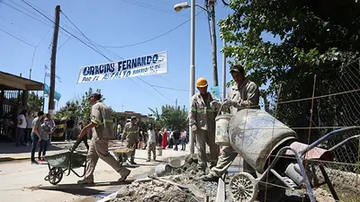 Fuerte inversión en obras viales y de red eléctrica en La Matanza Fuerte inversión en obras viales y de red eléctrica en La Matanza