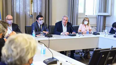 Paritaria docente 2022: el salario mínimo subirá mas del 45% y llegará a los $60.000 en septiembre Paritaria docente 2022: el salario mínimo subirá mas del 45% y llegará a los $60.000 en septiembre
