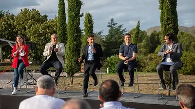 Kicillof anunció tercera dosis libre para mayores de 18 años en PBA Kicillof anunció tercera dosis libre para mayores de 18 años en PBA