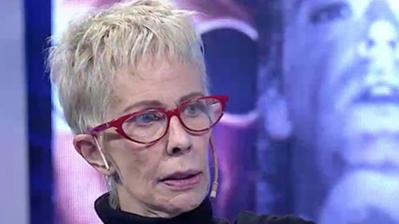 María Valenzuela.