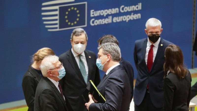 Dura sanción de la UE: congelarán los activos europeos de Vladimir Putin