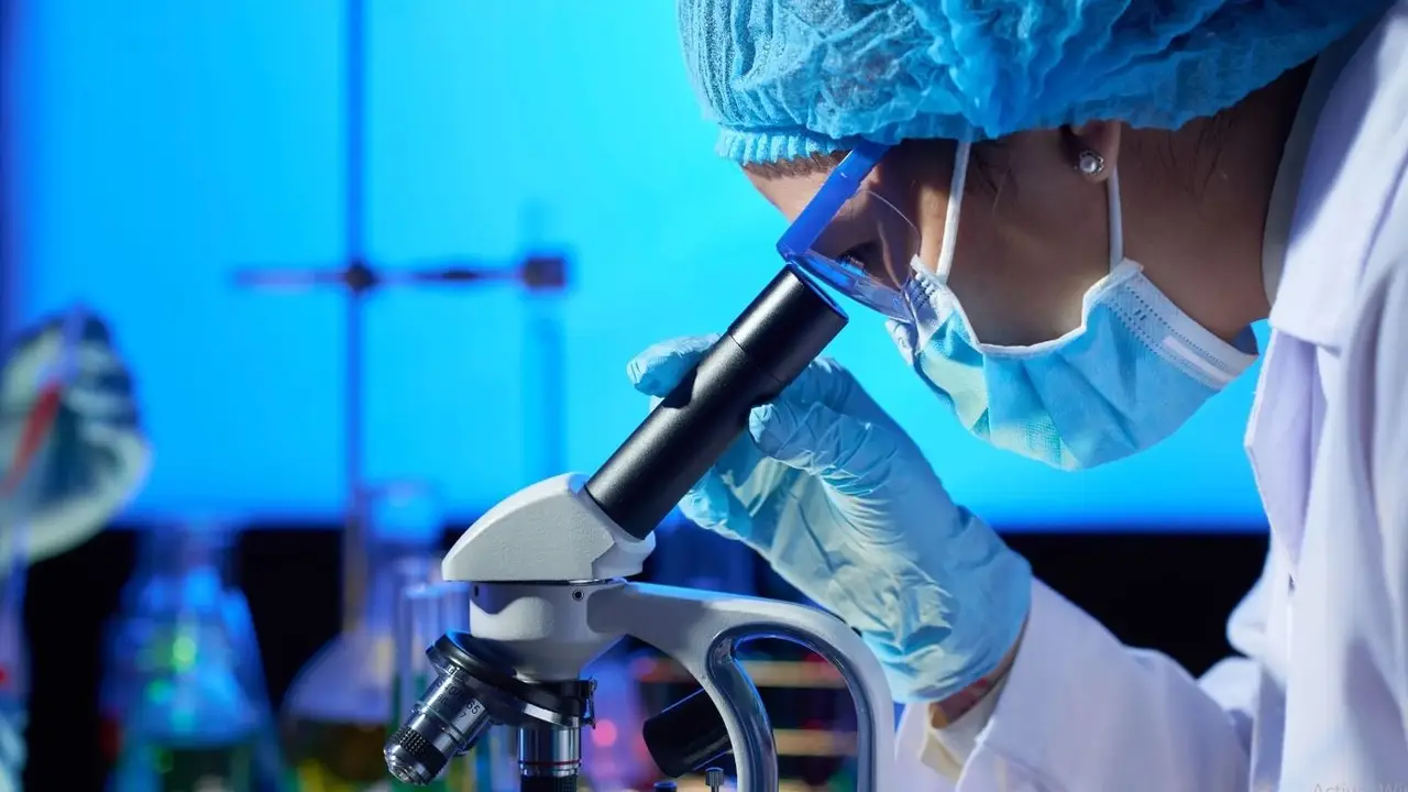 Hay más de tres mil nuevos tratamientos potenciales en investigación para el cáncer